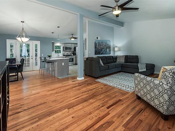 2nd image of 9668 Huron Dr