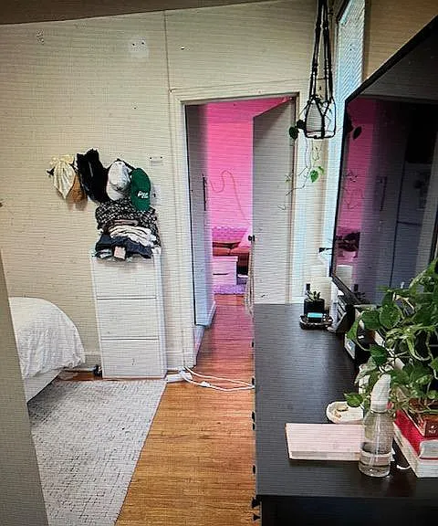 2039 Spring Garden St #1R — Photo 10