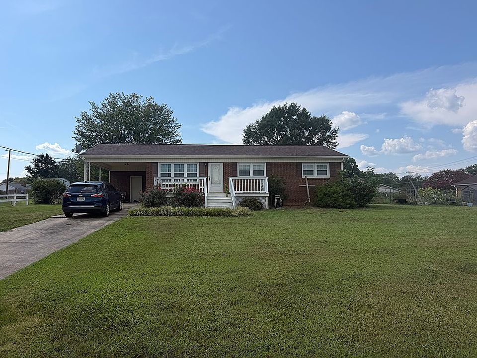 1st image of 604 McDaniel Rd