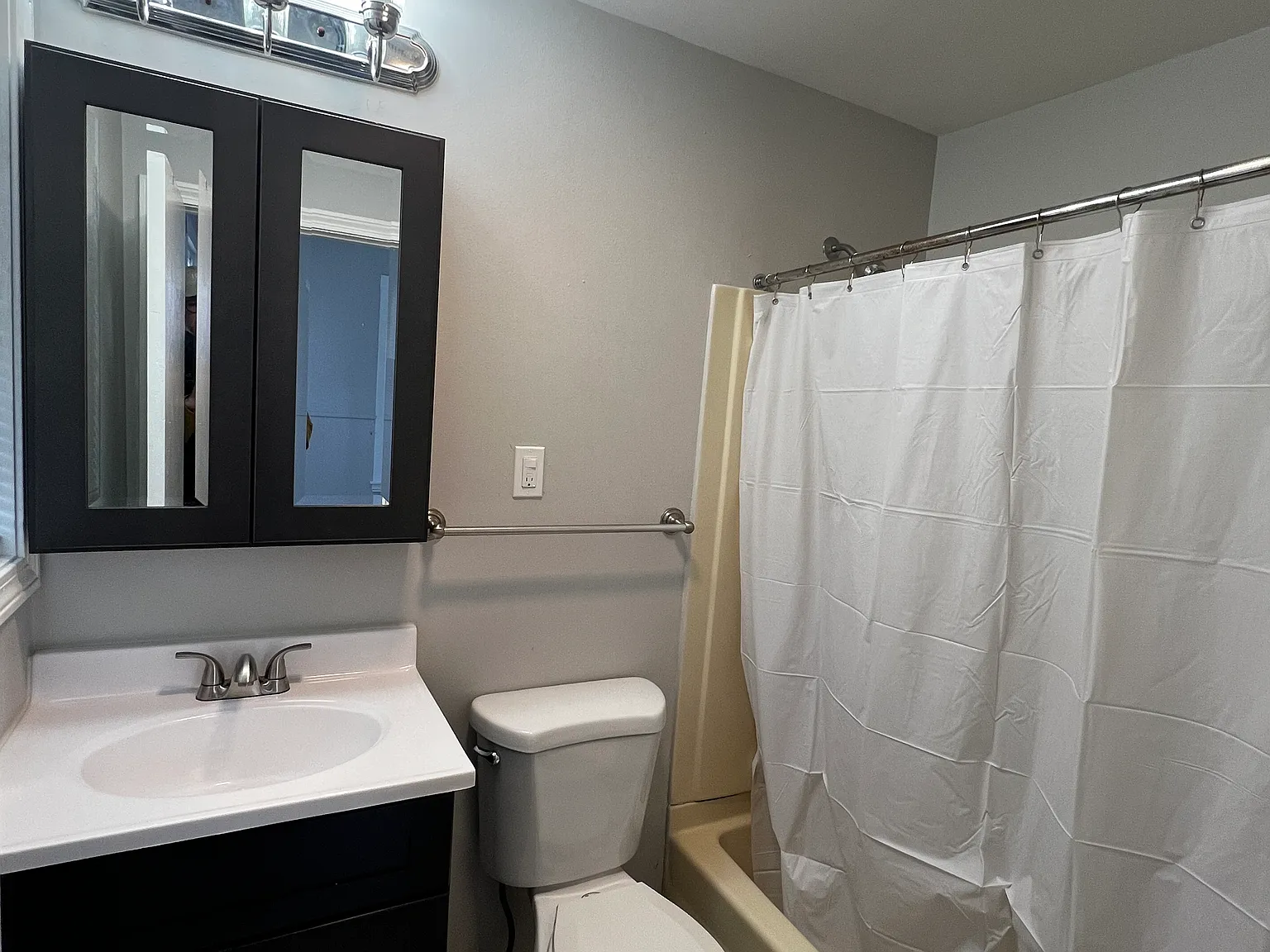 16 Shurtleff Street Apartments — Photo 2
