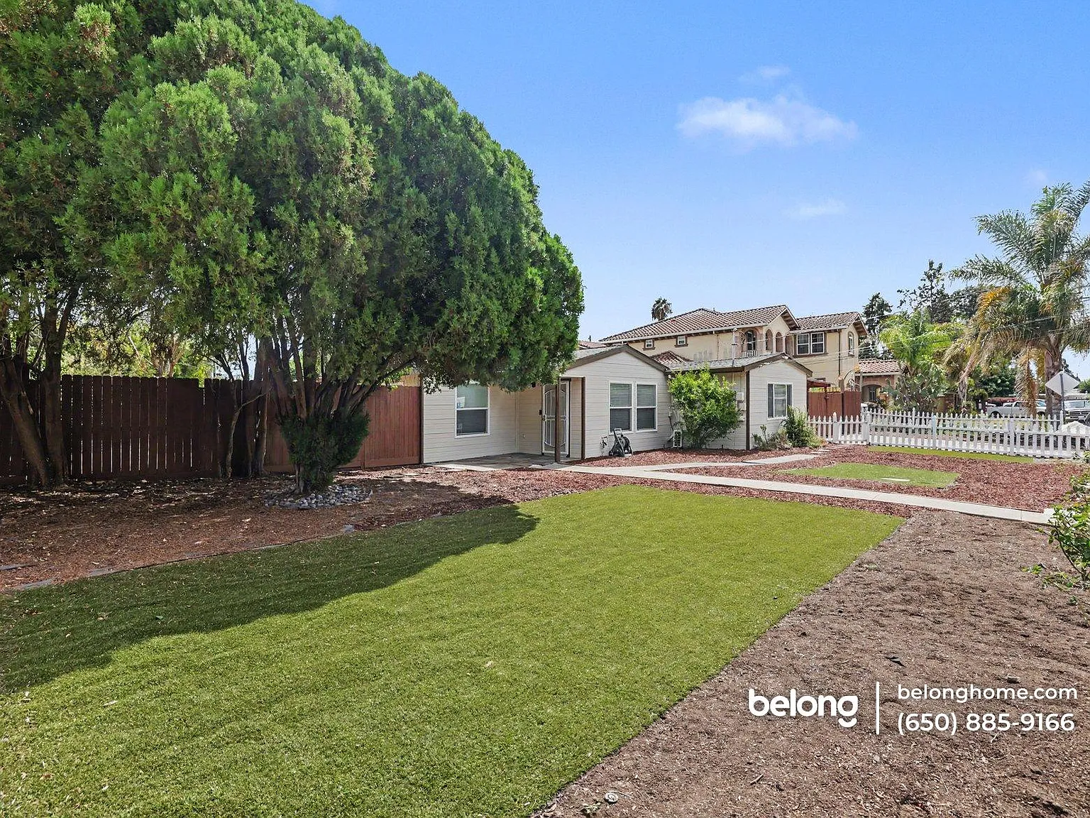 3 bed, 1.0 bath, 1182 sqft, $3,295 — Photo 2