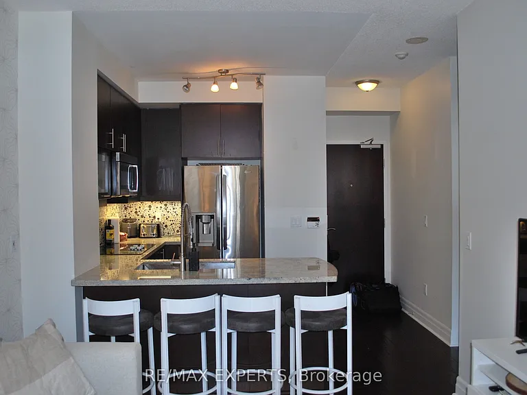 35 Balmuto St #803 — Photo 1