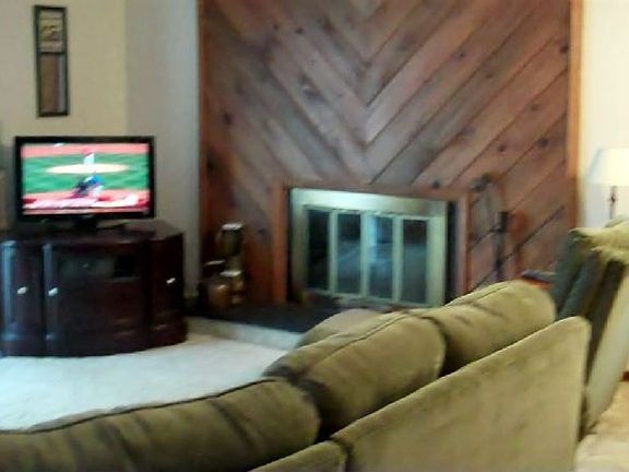 2nd image of 100 Vista Ct