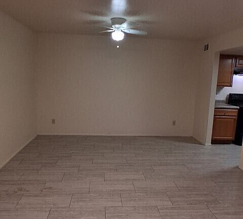 3rd image of 2698 N 43rd Ave #34B