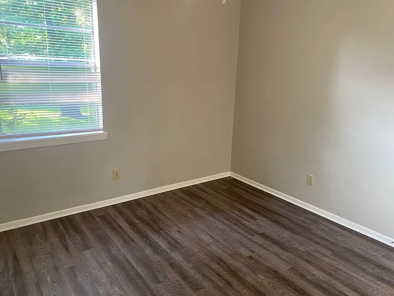 3308 Rice St — Photo 8