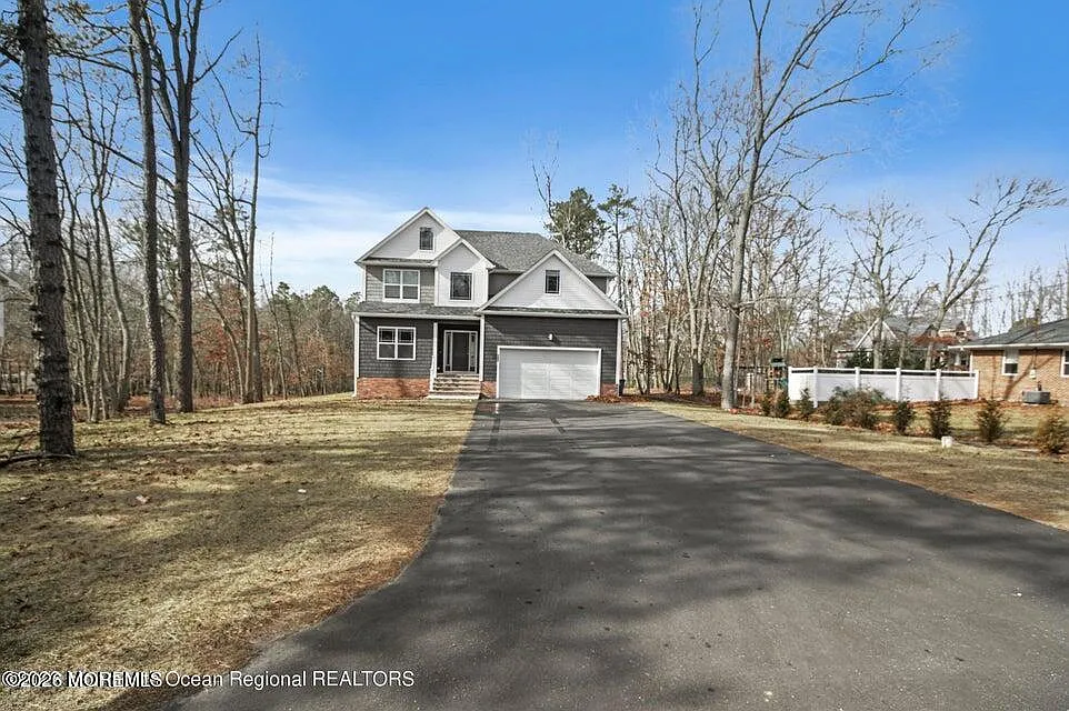 Building Photo - 192 Willow Dr