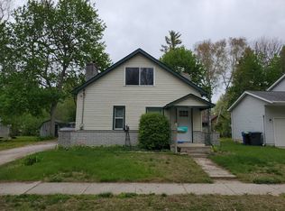 918 W Baker St, Midland, MI 48640