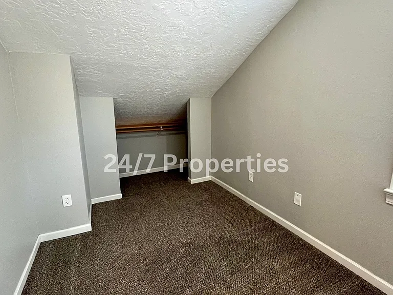 506 E Main St #2 — Photo 6