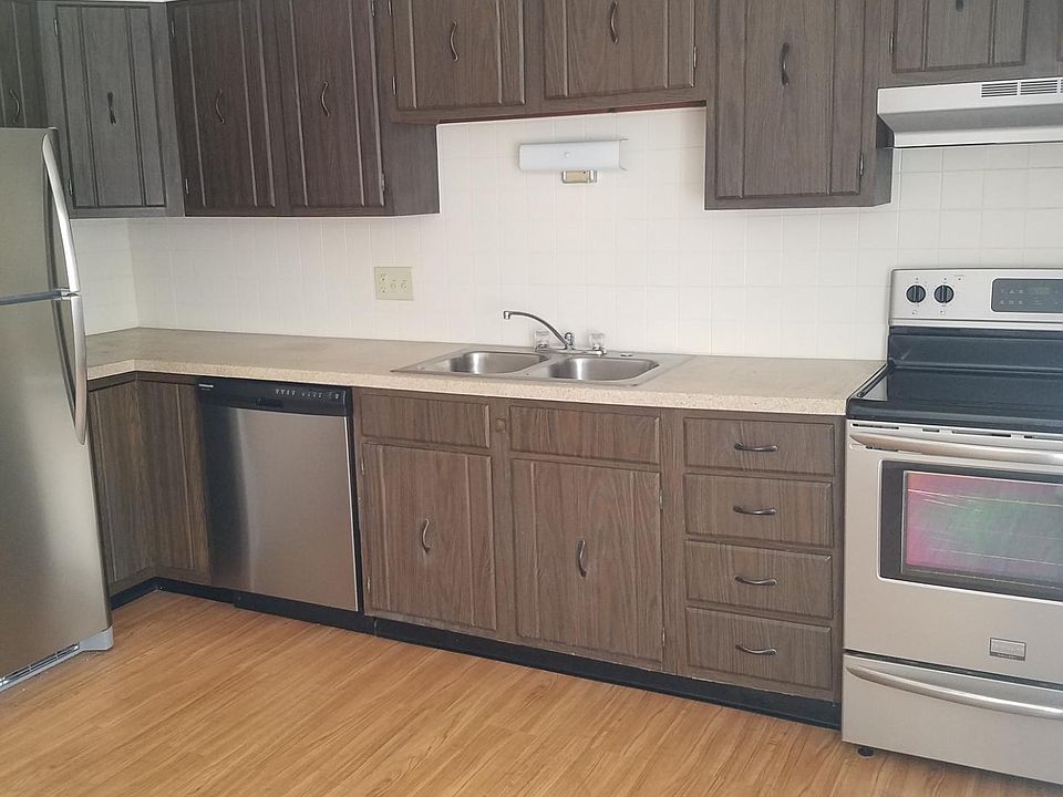 1st image of 3 Losson Garden Dr APT 3