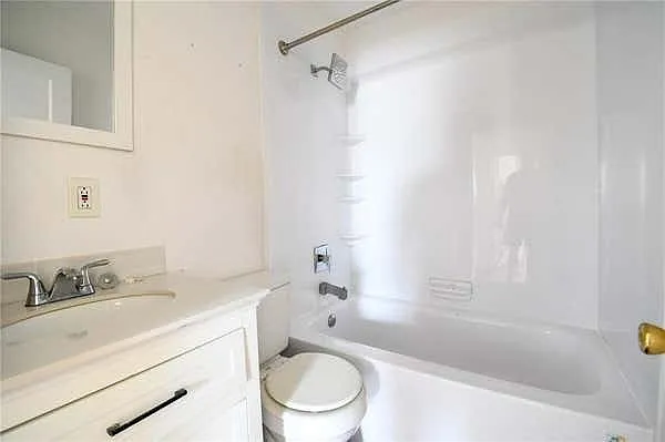 2701 Rose Drive - 1 — Photo 4