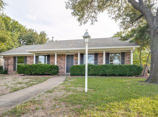 11206 Quail Run St, Dallas, TX 75238