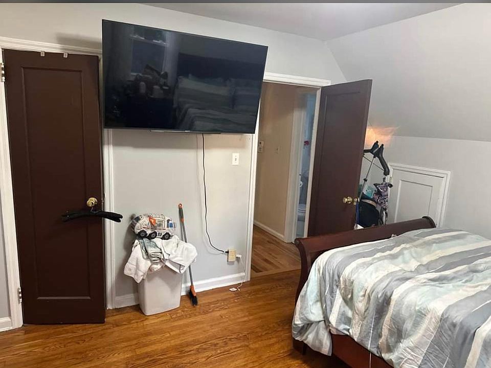 1st image of 102-12 217th St #2