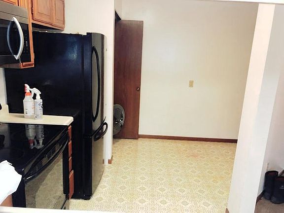 5th image of 1372 Carling Dr