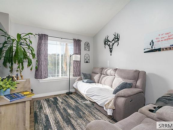 4th image of 2708 Corsini Ct