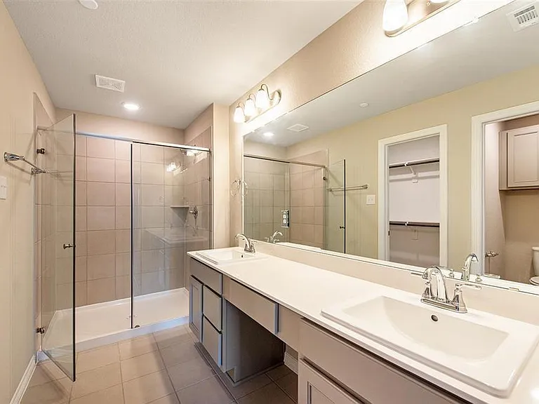 8016 Scanlan Trl — Photo 10