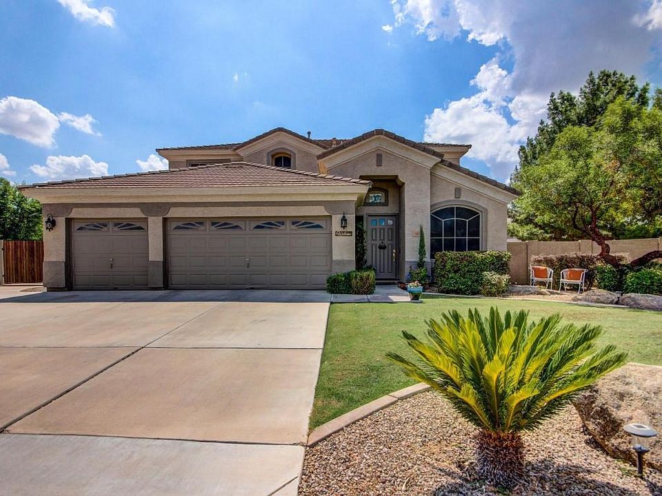 1st image of 1521 E Appaloosa Ct