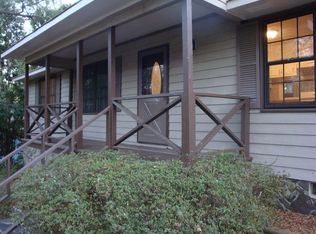 1726 E Mercer Dr, Griffin, GA