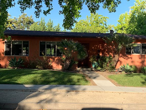 3rd image of 513 Jeffrey Dr