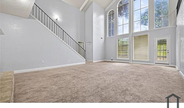 1st image of 8103 Oak Moss Dr