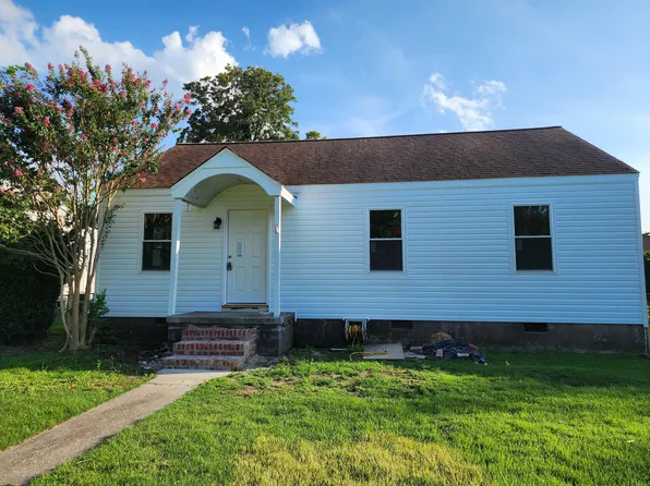 73 Clayton Dr, Hampton, VA 23669