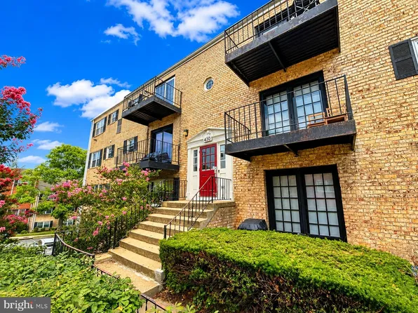 430 N Armistead St APT 303, Alexandria, VA 22312