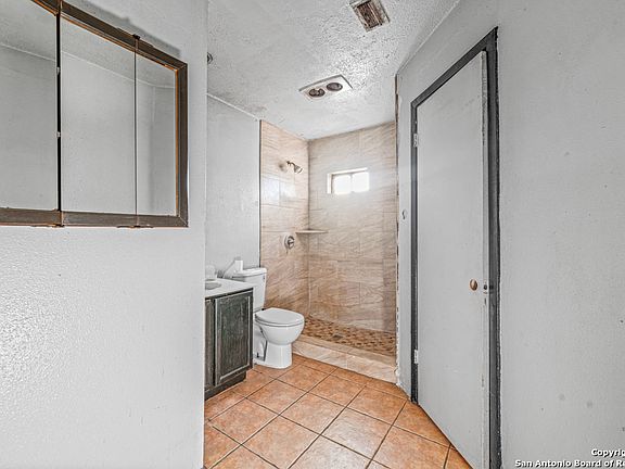 4th image of 9754 BRATTON DR