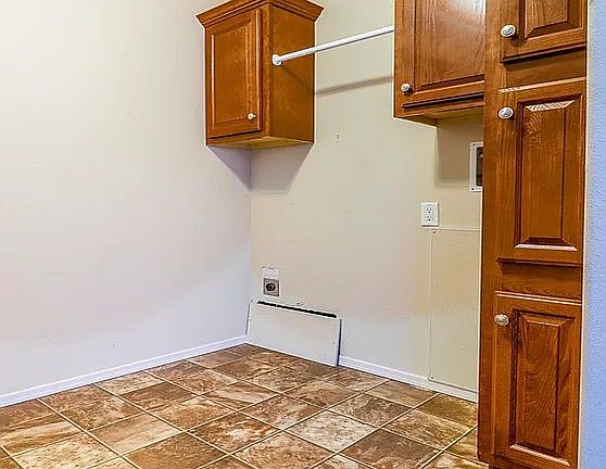 2nd image of 11746 N Farm Road 153