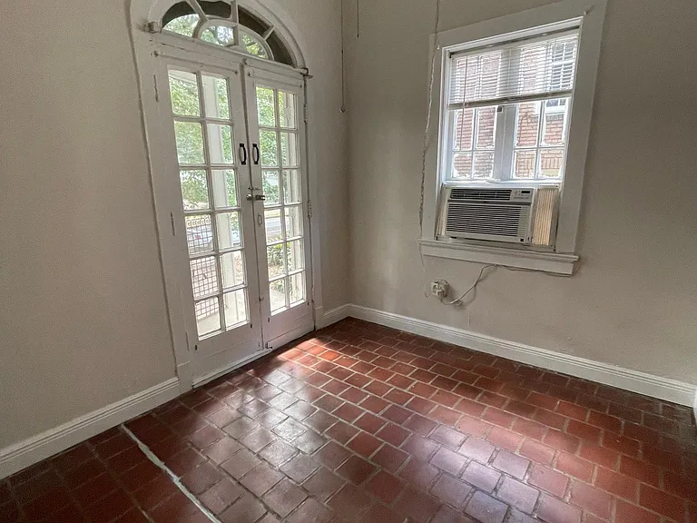 7819 Saint Charles Ave #C — Photo 8
