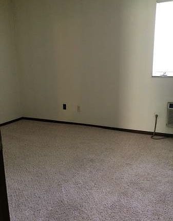 3rd image of 54B Shraders Ln