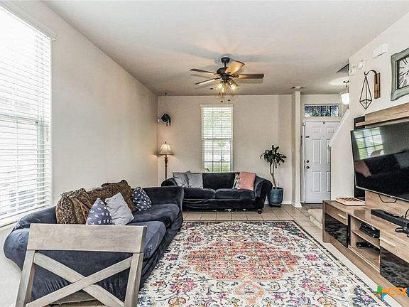 4th image of 106 Park Ln