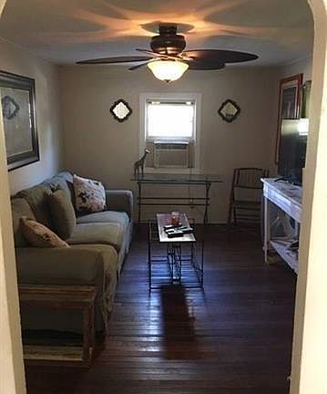 4th image of 155 Elvis Ct Unit 1/2
