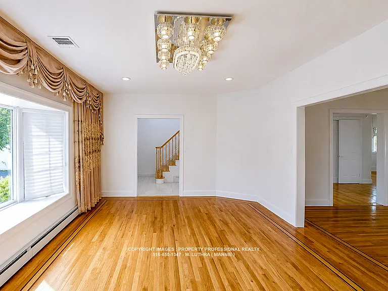 LIVING ROOM - 1
