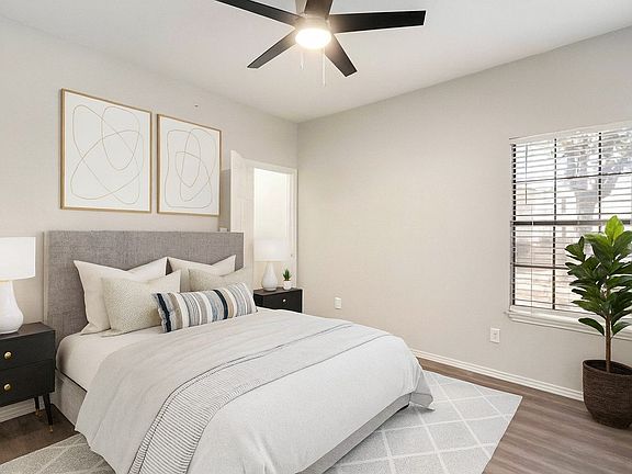 4th image of 8900 Randol Mill Rd #220