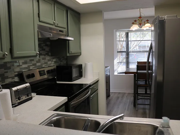 4634 SW 45th Ln — Photo 7