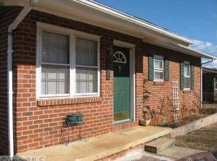 3005 Corry Cir, Winston Salem, NC 27107
