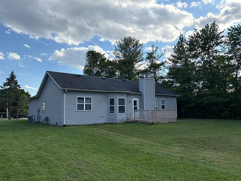753 Forest Green Dr — Photo 16