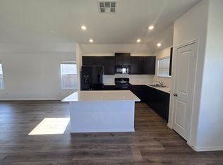 502 Arnage Dr, Hutto, TX 78634