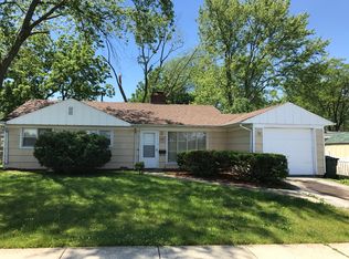 255 Sauk Trl, Park Forest, IL