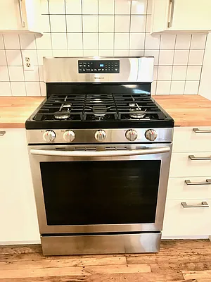 Rented by Boerum Hill Realty | media 48