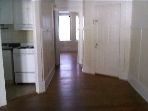 Open Pantry/Hallway