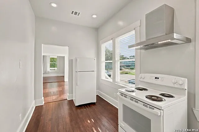 732 Lamar St #2 — Photo 9