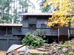 4333 Wildwood Ln, Anacortes, WA 98221