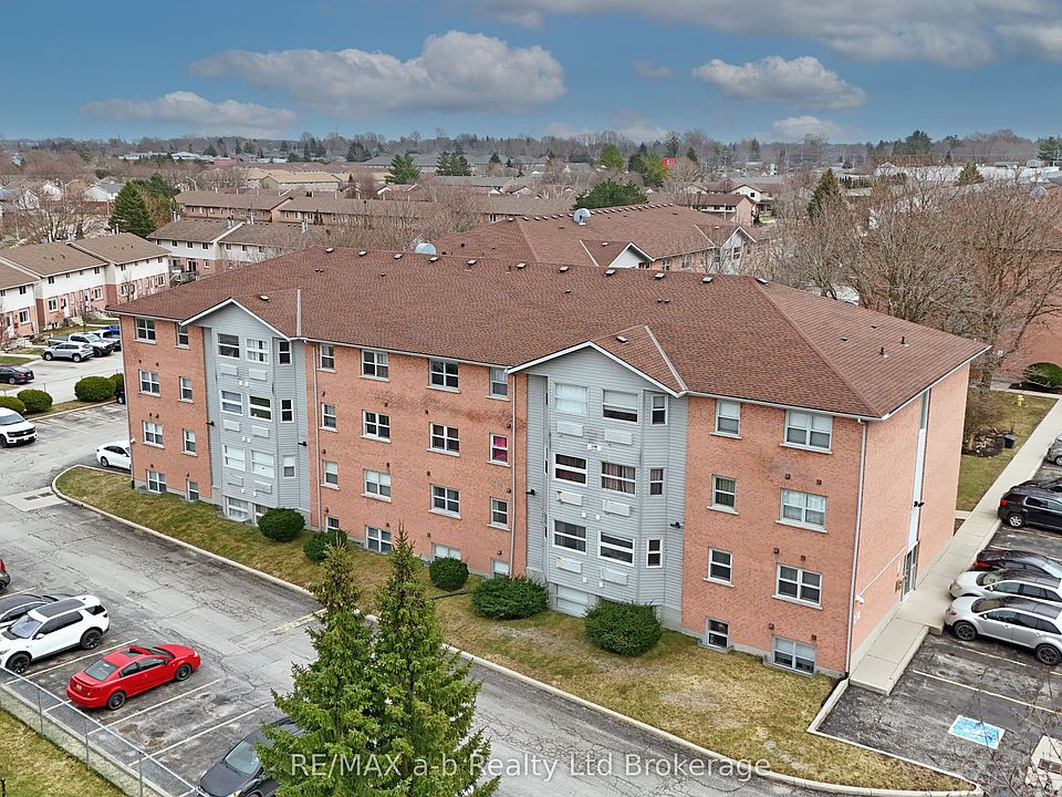 1st image of 64 Hiawatha Rd #36