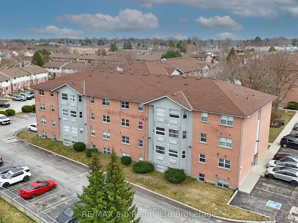 64 Hiawatha Rd #36, Woodstock, ON N4T 1P4