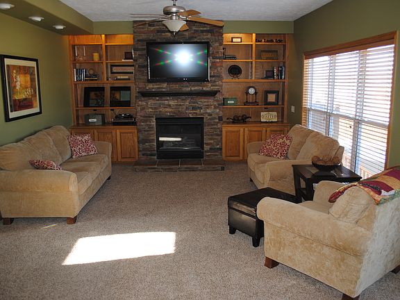 5th image of 15502 Windsor Dr
