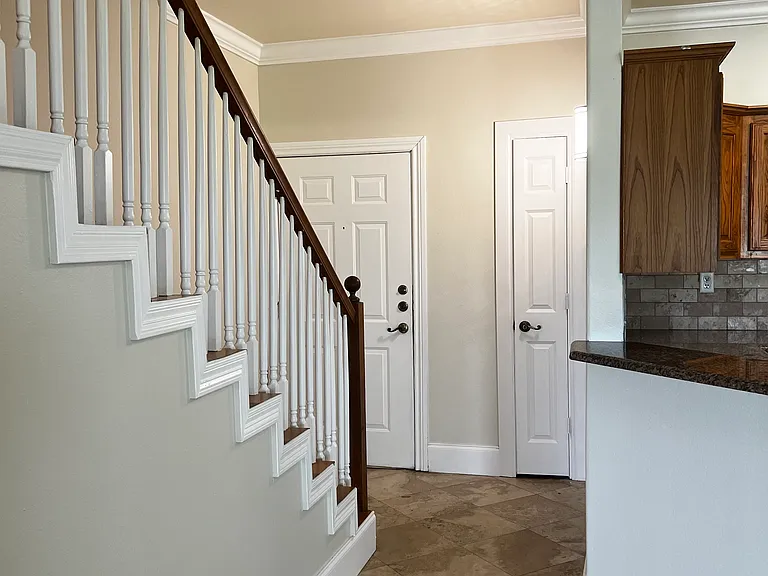 6100 Holiday Ln #205 — Photo 7