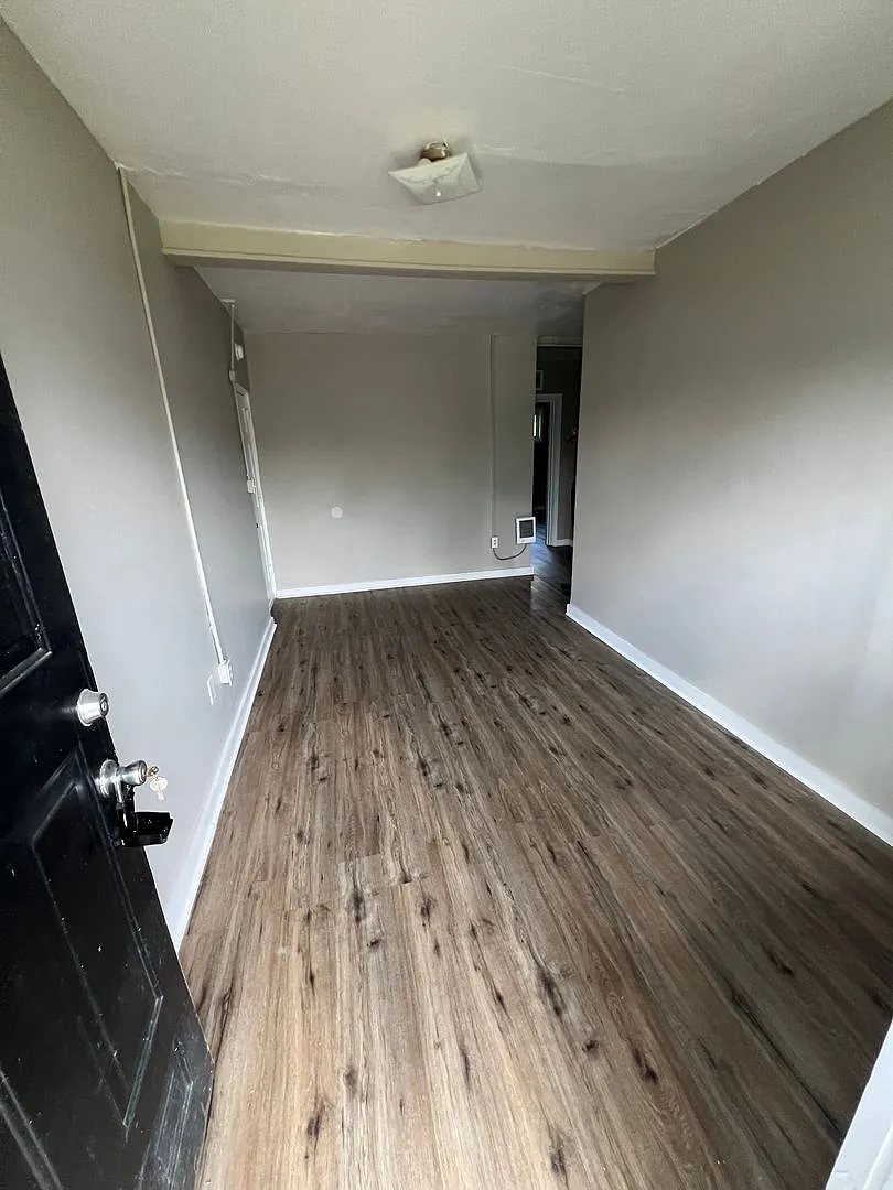 4113 Dorris Street — Photo 1