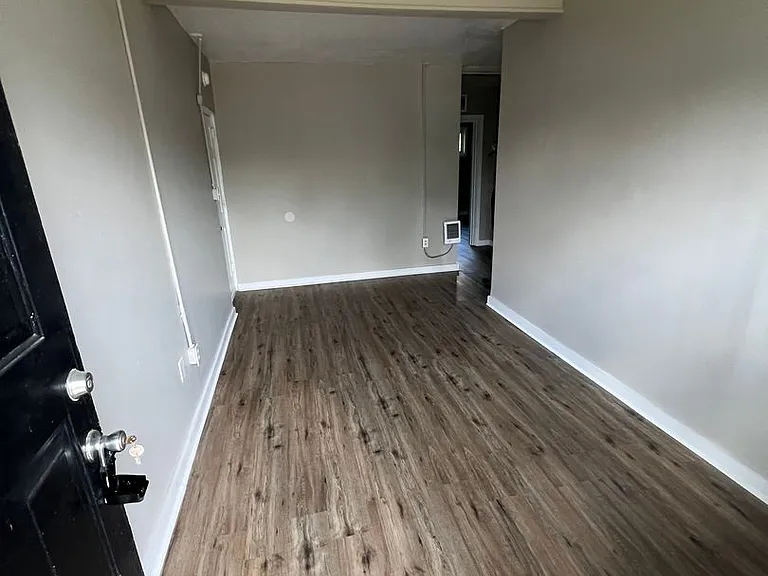 4113 Dorris Street — Photo 1