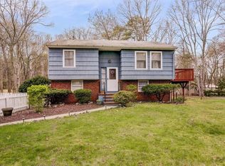 99 Smith St, Howell, NJ 07731