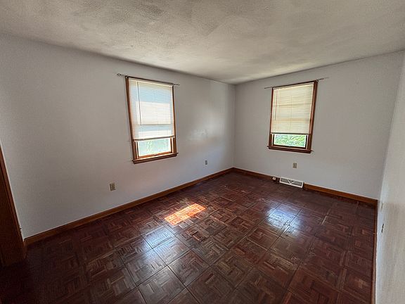 5th image of 45 Pearl St #47